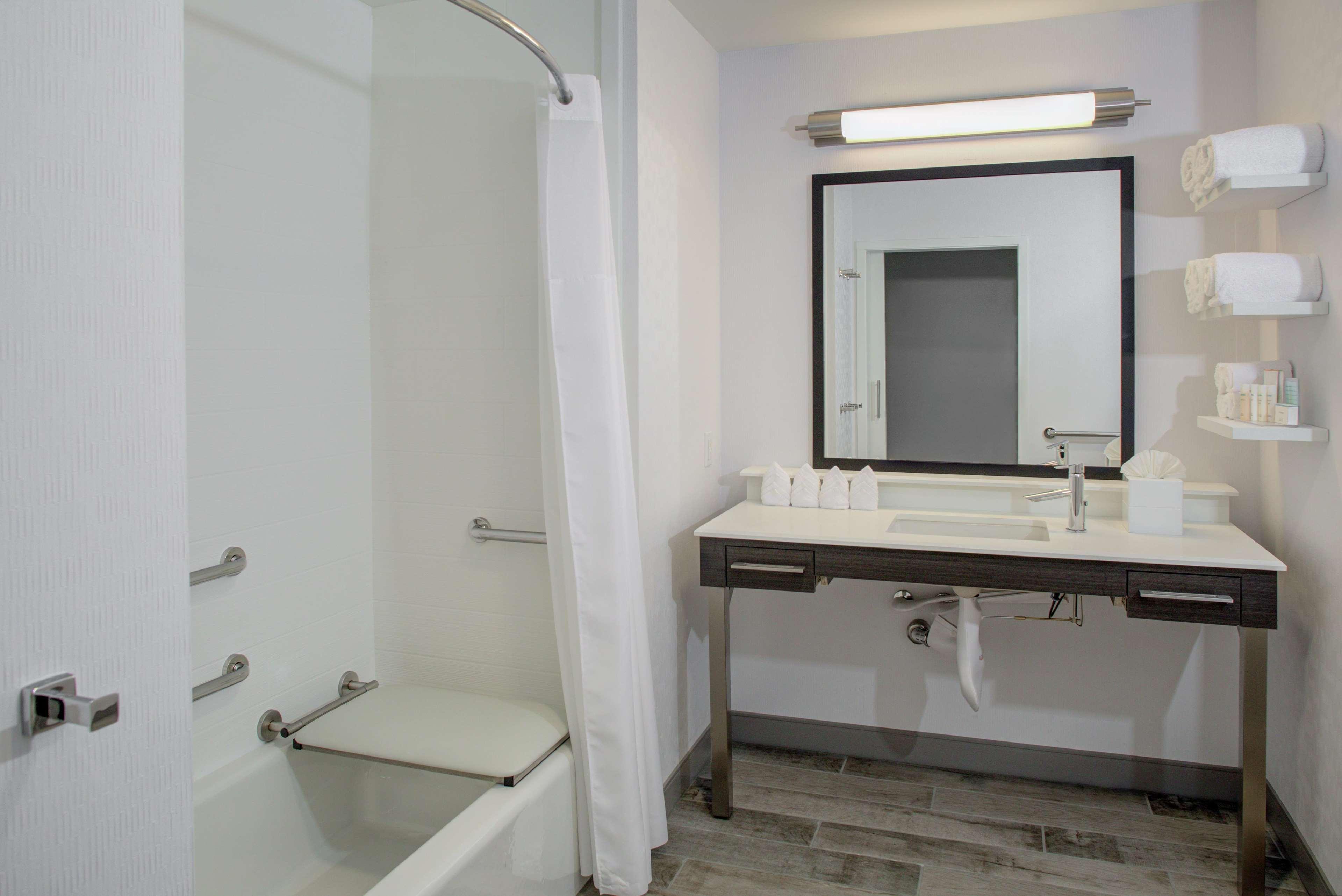 Hampton Inn & Suites Irvine/Orange County Airport Dış mekan fotoğraf