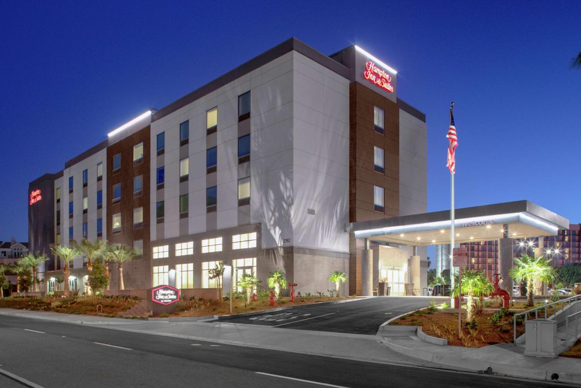 Hampton Inn & Suites Irvine/Orange County Airport Dış mekan fotoğraf