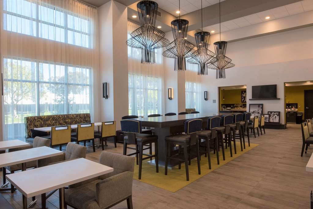 Hampton Inn & Suites Irvine/Orange County Airport İç mekan fotoğraf